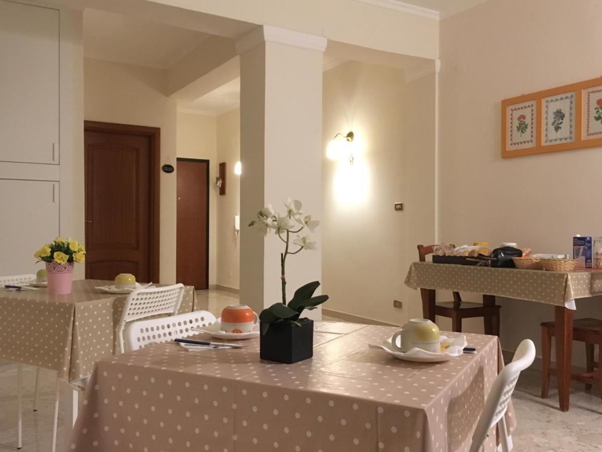 B&B Al Campanile Таранто Экстерьер фото