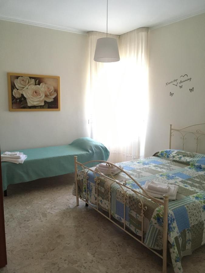 B&B Al Campanile Таранто Экстерьер фото